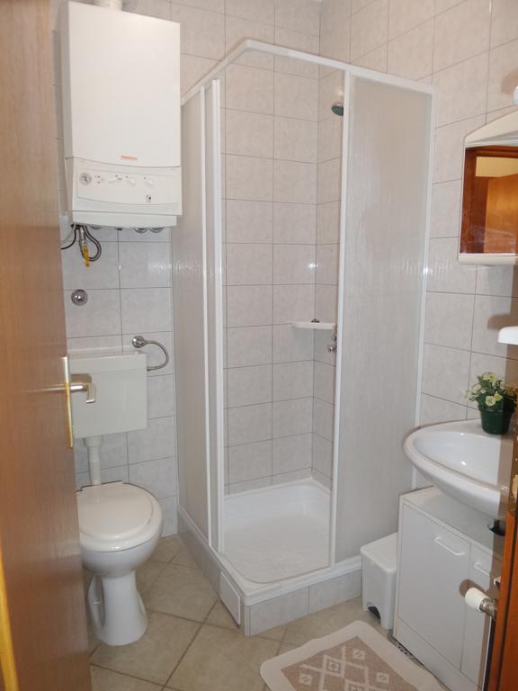 Apartmani Lina Umag Exterior photo